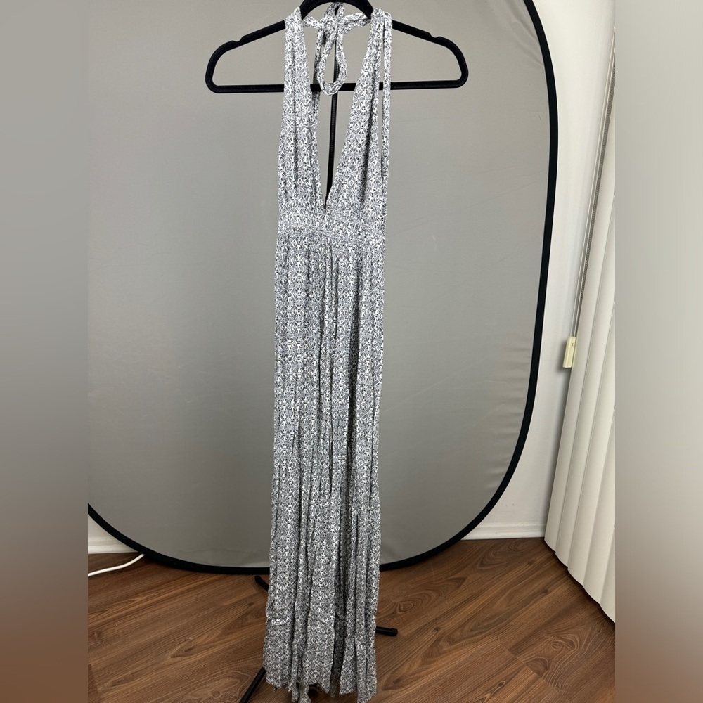 LULUS S black and white maxi dress